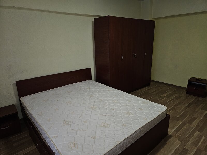 Ghencea Stadion Steaua- 4/10- semidec,mobilat, utilat, liber,fara animale,